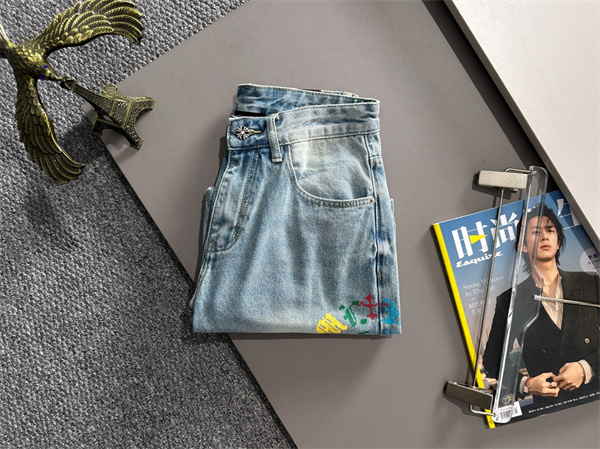 ライトブルー デニムショーツ Chrome Hearts クロムハーツ コピー マルチカラーロゴ クロスプリント ウォッシュ加工 ハーフパンツ