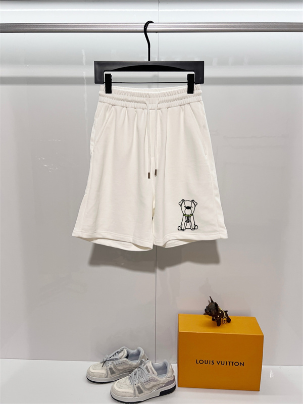 フェンディショートパンツコピー洗練日常＆通勤を格上げ 軽奢カジュアルパンツ シンプルカット
