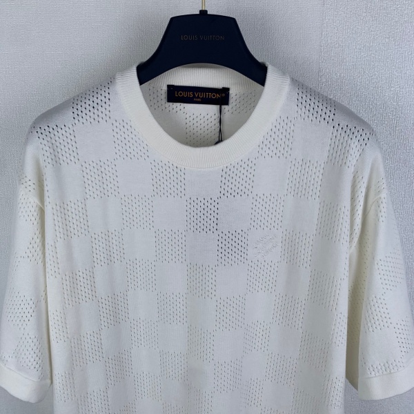 2026新作 LOUIS VUITTON ルイヴィトン コピー ダミエ柄 ニットTシャツ メンズ 半袖 クルーネック ホワイト ジャカード 高級感 カジュアル