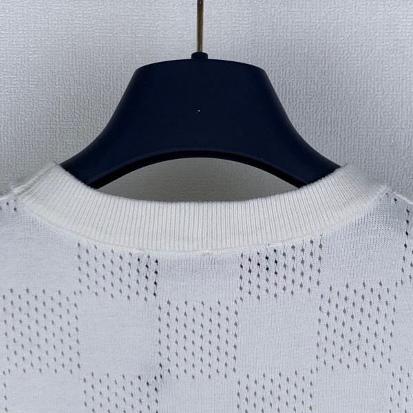2026新作 LOUIS VUITTON ルイヴィトン コピー ダミエ柄 ニットTシャツ メンズ 半袖 クルーネック ホワイト ジャカード 高級感 カジュアル