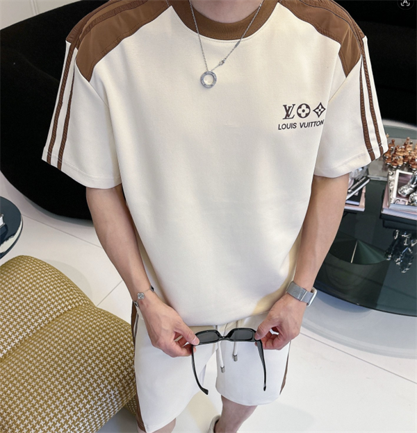 最高品質☆☆ルイヴィトンセットアップコピーLOUIS VUITTON 2026春夏希少新作使い勝手