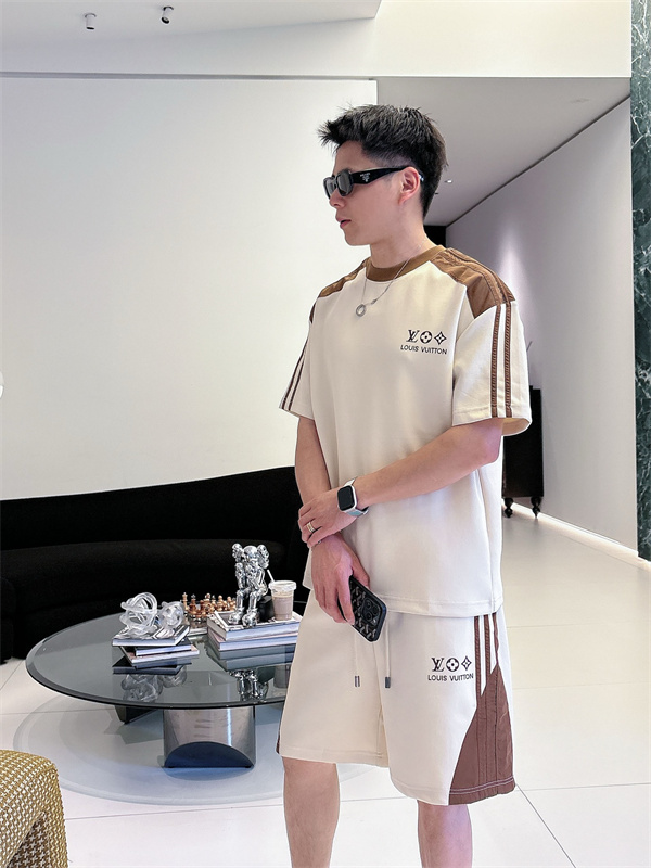 最高品質☆☆ルイヴィトンセットアップコピーLOUIS VUITTON 2026春夏希少新作使い勝手