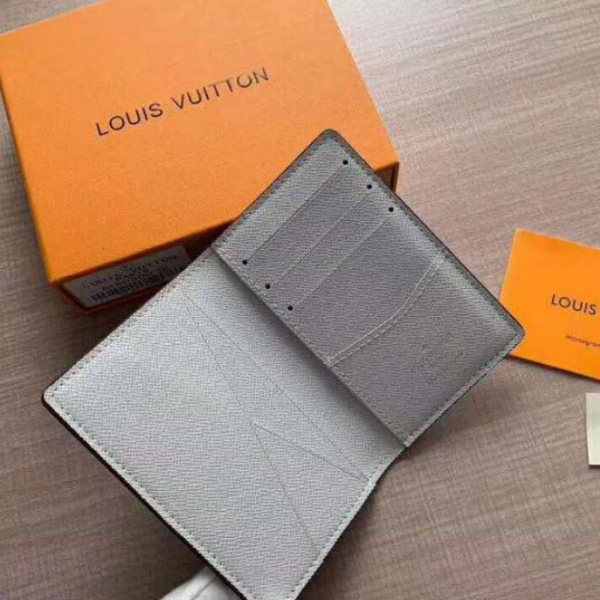 Louis Vuitton モノグラム 二つ折り財布（メンズ） 2026新作 LOUIS VUITTON ルイヴィトン コピー モノグラム 二つ折り財布