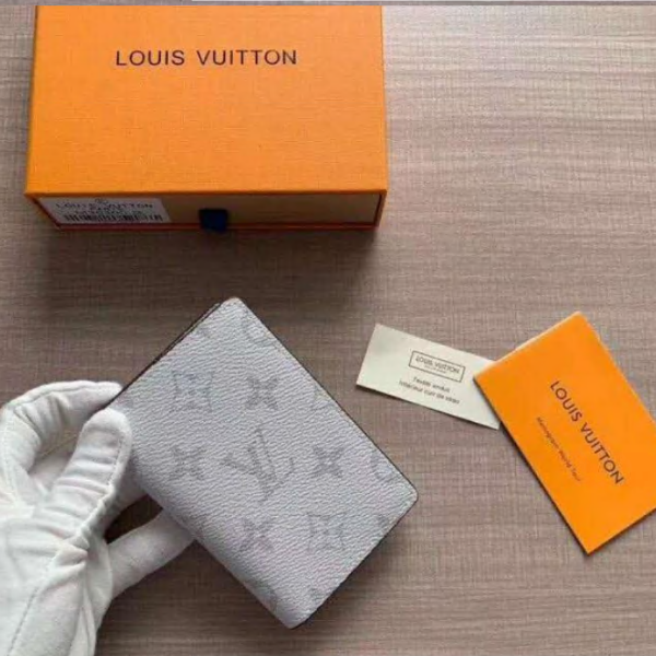 2026新作 LOUIS VUITTON ルイヴィトン コピー モノグラム 二つ折り財布