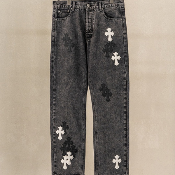 2026新作 CHROME HEARTS クロムハーツ コピー クロスパッチ デニムパンツ メンズ ブラックウォッシュ ジーンズ ワイドストレート ストリート カジュアル