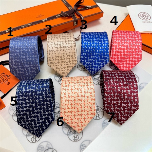 エルメス ネクタイコピーHermès 2026マイクロドット柄シルク 上品な光沢