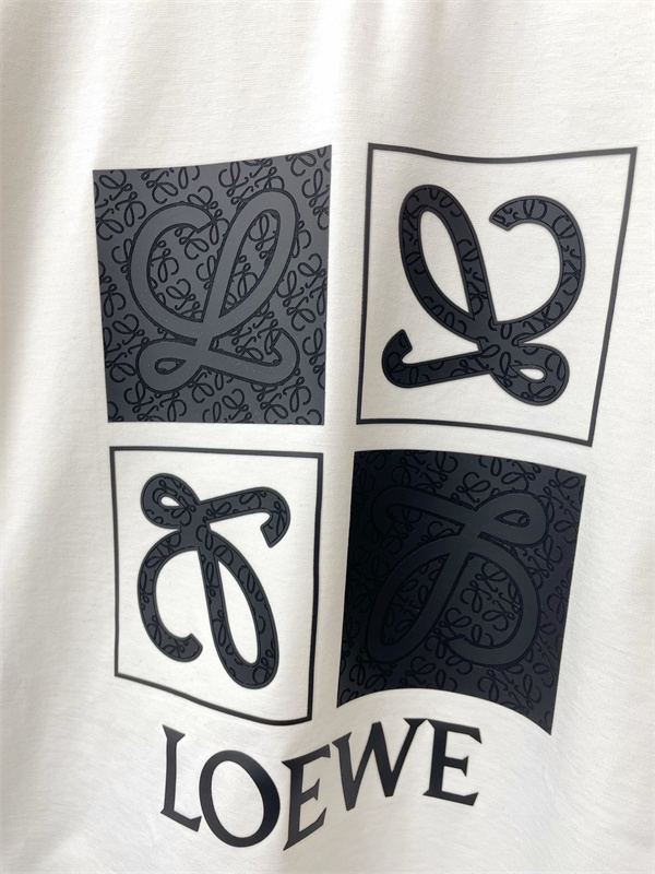 肌触り 普段使いロエベtシャツコピー2026年トレンド☆☆LOEWE 新作お手頃カジュアル