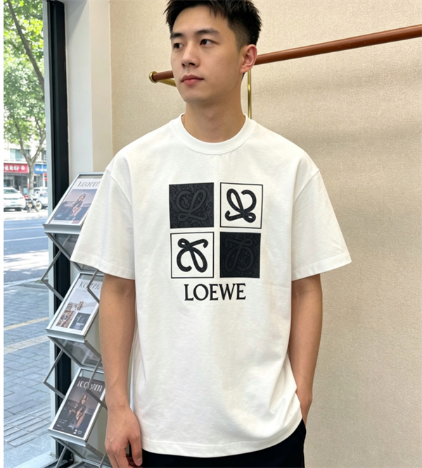 肌触り 普段使いロエベtシャツコピー2026年トレンド☆☆LOEWE 新作お手頃カジュアル