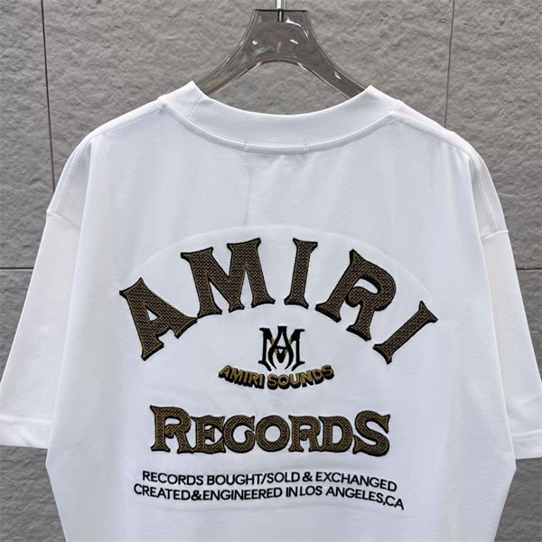 肌触り超快適2026上品アミりTシャツコピー AMIRI 新作 クルーネック ユニセックス　