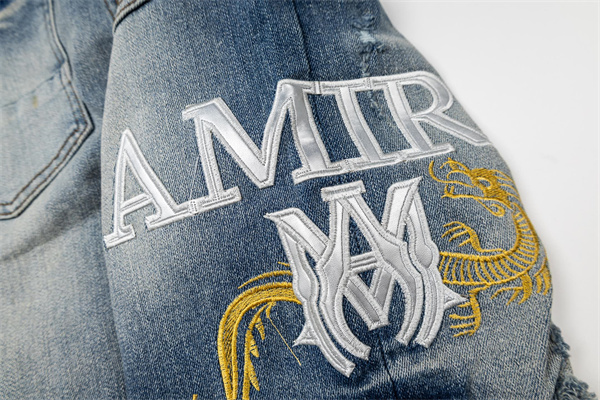 AMIRI 新作アミりジーンズコピー  破れ・レザー貼りパッチ ハイストリートデニム スタイルアップ