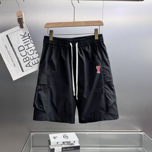 2026新作 AMI PARIS アミパリス メンズ カーゴショートパンツ ハート