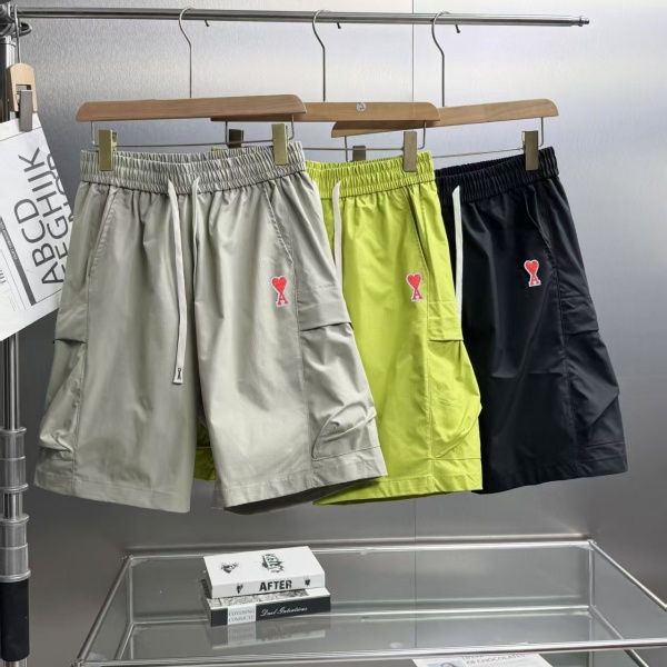 2026新作 AMI PARIS アミパリス メンズ カーゴショートパンツ ハート