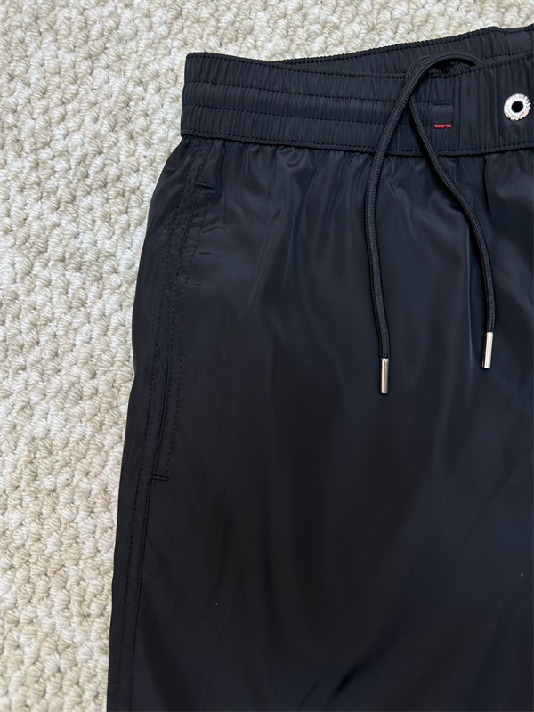 Moncler SS26 Patch Swim Shortsモンクレールスイムパンツコピー　【楽入夏シリーズ】レターロゴ×ドローコード ストレートフィット （メンズ）