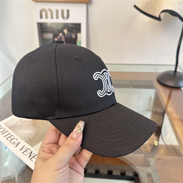 セリーヌキャップスーパーコピーCELINEシンプルデザイン×上品カラー繊細な質感＆清潔感あふれるスタイル　