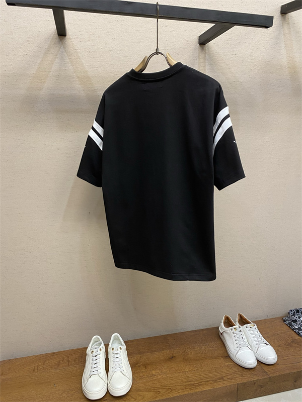 Amiri ☆アミリ 半袖Tシャツコピーヘビーウェイト綿100% ロゴプリント＆袖切り替えデザイン ユニセックス