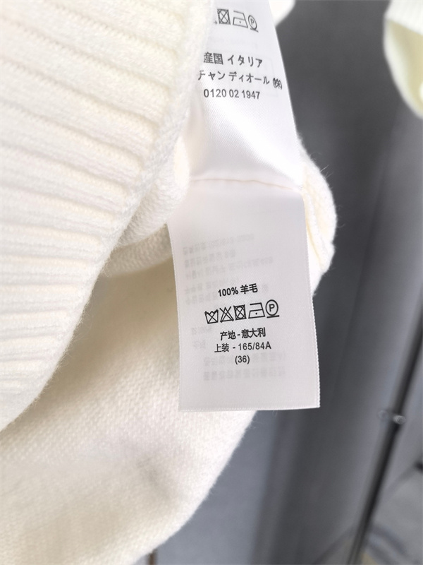 2026人気ディオールtシャツコピーDIOR 100%カシミヤ 極上の手触り 上品なフレンチエレガンス レディース