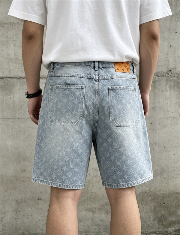 Louis Vuitton ルイヴィトン カシミヤ混デニムハーフパンツ 白 38 Louis Vuitton ルイヴィトン カシミヤ混デニムハーフパンツ 白 38