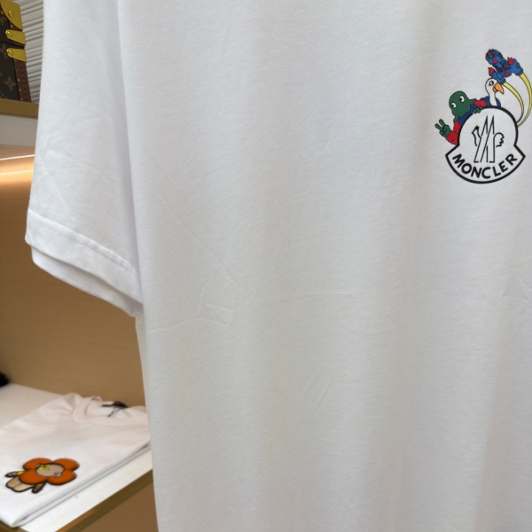 2026新作 MONCLER モンクレール SpaceMonDuck ワンポイント刺繍 半袖Tシャツ ルーズフィット コットンTEE
