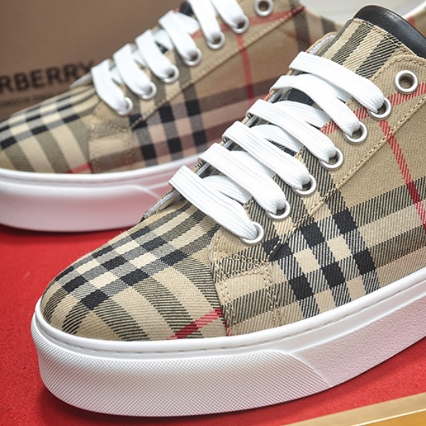 2026新作 BURBERRY バーバリー ヴィンテージチェック ローカットスニーカー キャンバス レースアップシューズ