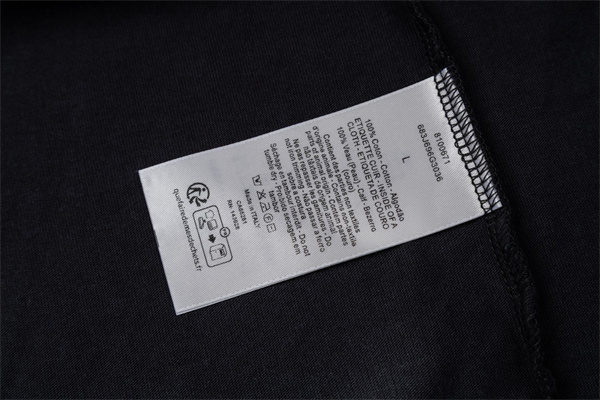 チャコールグレー 渋み DIOR ディオール コピー Tシャツ 胸ポケット ロゴパッチ クルーネック ゆったり 人気 トップス