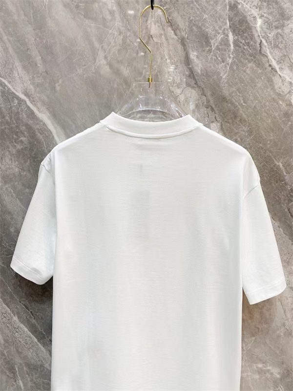 ホワイト グラフィティ風プリント カラフル 半袖 クルーネック ゆったり LOUIS VUITTON ルイヴィトン コピー Tシャツ 人気 トップス