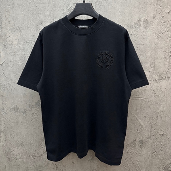 CHROME HEARTS クロムハーツ ホワイト 半袖Tシャツ 胸元エンボスロゴ クルーネック 爽麗 ゆったり 人気 トップス