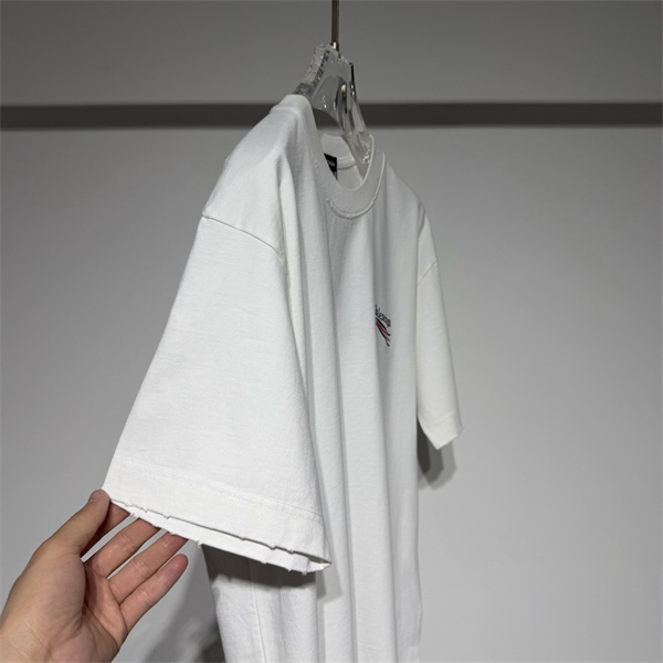 2026人気上昇中Balenciaga  バレンシアガtシャツスーパーコピーホワイト色ユニセックス