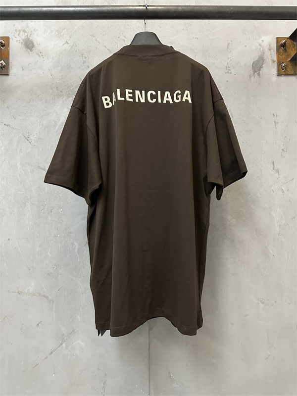 コーヒー色超人気 バレンシアガtシャツスーパーコピーBalenciaga  26ss logo刺繡