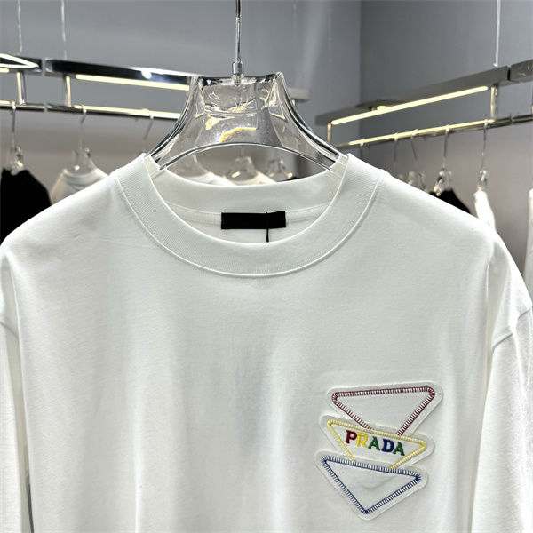 2026人気 PRADA プラダｔシャツコピー個性的スタイリッシュ上質なアイテム