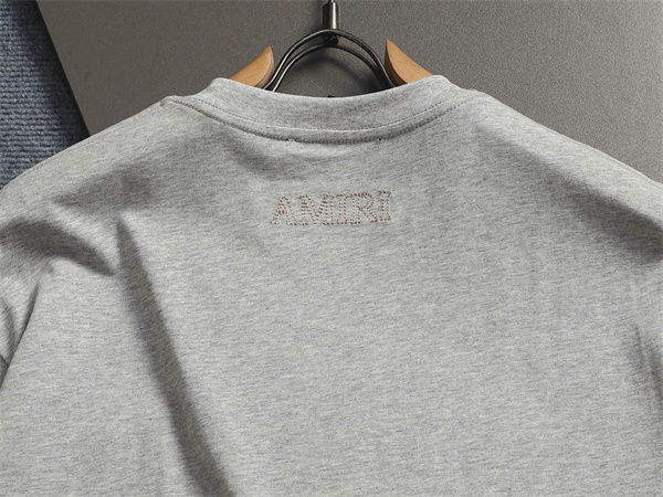 ロゴ刺繍 ポケットデザイン 半袖 AMIRI アミリ コピー Tシャツ ルーズフィット コットンカットソー