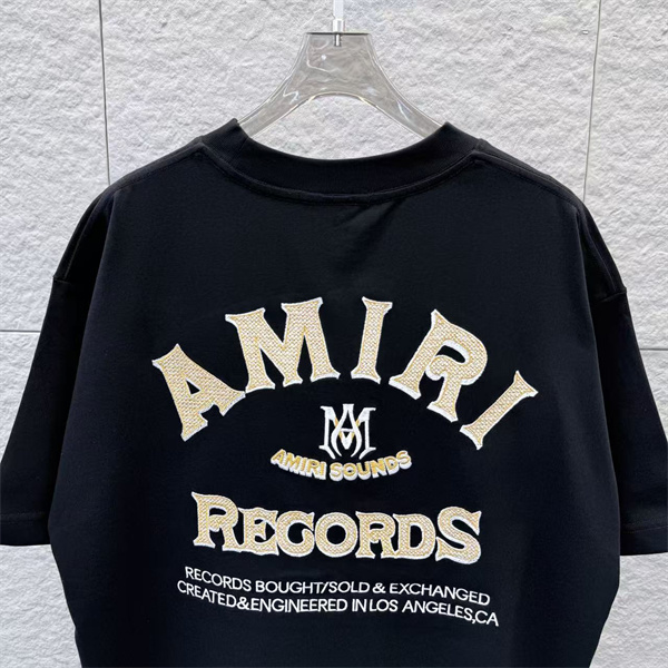 AMIRI SOUNDS ロゴ刺繍 半袖 AMIRI アミリ コピー Tシャツ【2026夏トレンド】男女兼用