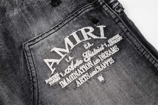 2026人気 ワッペンクラッシュデニム AMIRI アミリ コピー  ペイントウォッシュ ストリート スキニージーンズ 話題 売れ筋