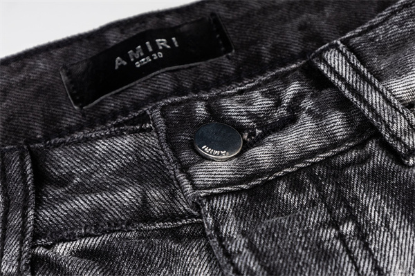 2026人気 ワッペンクラッシュデニム AMIRI アミリ コピー  ペイントウォッシュ ストリート スキニージーンズ 話題 売れ筋