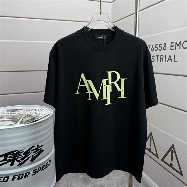 AMIRI アミリ コピー Tシャツ ビッグロゴ  オーバーサイズ 洗練シルエット モード映え コーデ主役級