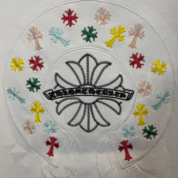 CHROME HEARTS クロムハーツ 2026新作 マルチカラークロス刺繍 バックビッグロゴ オーバーサイズ クルーネック 半袖Tシャツ メンズ レディース