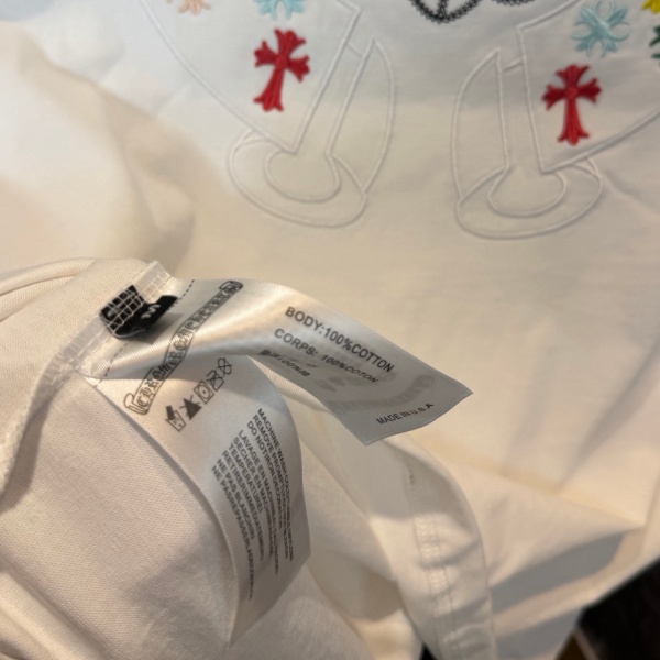 CHROME HEARTS クロムハーツ 2026新作 マルチカラークロス刺繍 バックビッグロゴ オーバーサイズ クルーネック 半袖Tシャツ メンズ レディース