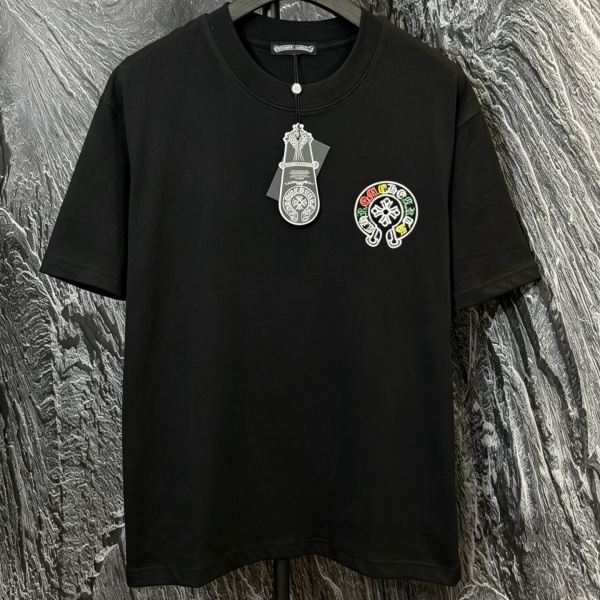 CHROME HEARTS クロムハーツ 2026新作 マルチカラークロス刺繍 バックビッグロゴ オーバーサイズ クルーネック 半袖Tシャツ メンズ レディース
