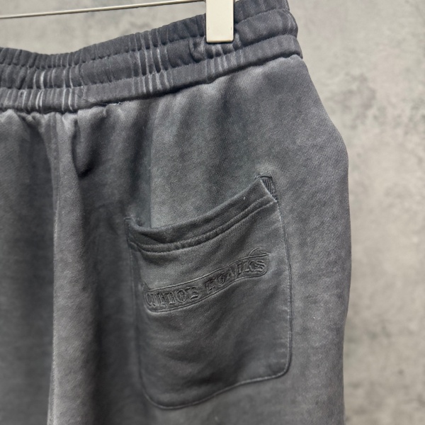 CHROME HEARTS クロムハーツ 2026ヴィンテージウォッシュ スウェットショーツ ダガー装飾 クロスパッチ 刺繍ロゴ ドローストリング ハーフパンツ メンズ