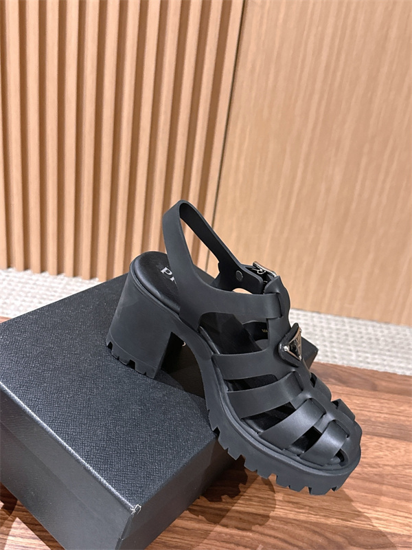 Prada 26ss プラダサンダルコピー 編み上げデザインのローマ厚底サンダル黒色上質9㎝高さ