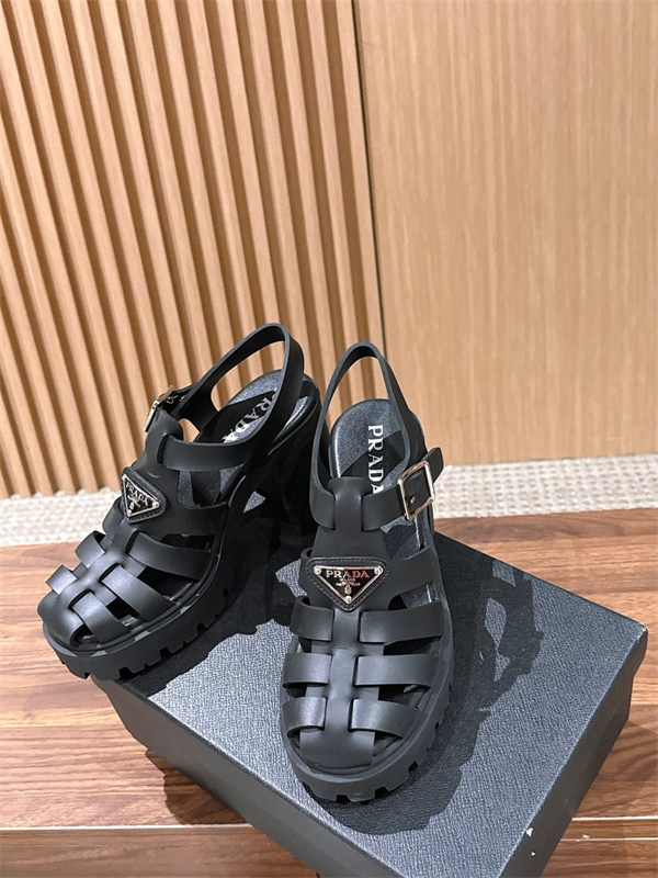 Prada 26ss プラダサンダルコピー 編み上げデザインのローマ厚底サンダル黒色上質9㎝高さ