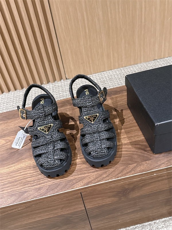 編み込みローマ厚底9㎝高さ Prada 26ss プラダサンダルレディースコピー 履き心地