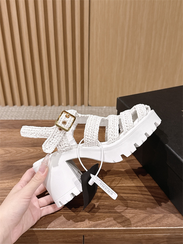 編み込みローマ厚底9㎝高さ Prada 26ss プラダサンダルレディースコピー 履き心地