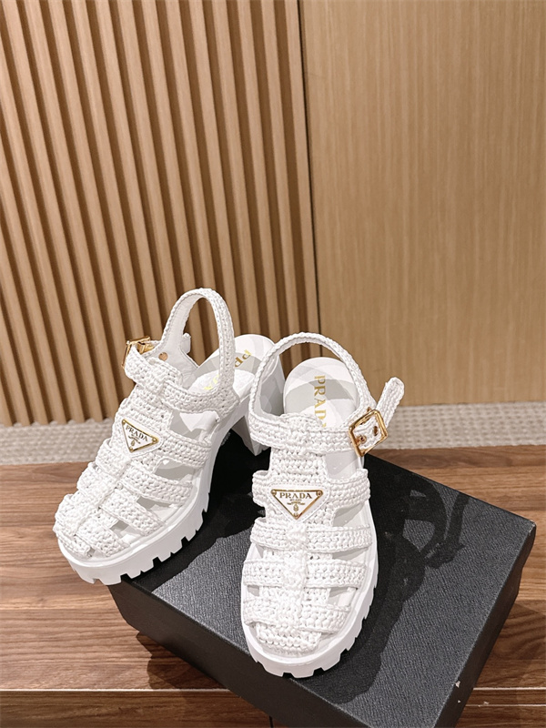 編み込みローマ厚底9㎝高さ Prada 26ss プラダサンダルレディースコピー 履き心地