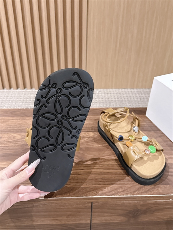 シンプル＆個性派LOEWE Pebble Beads Fussbett  ロエベサンダルレディースコピー4cm