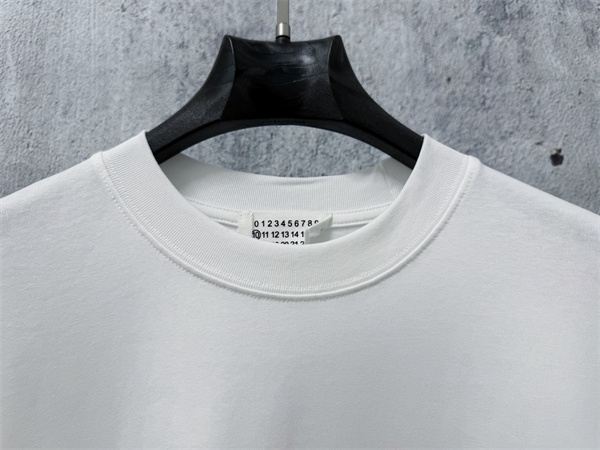 人気 Maison Margiela メゾンマルジェラ コピー Tシャツ ワンポイントポケット シンプル高見え 爆売れ メンズ レディース