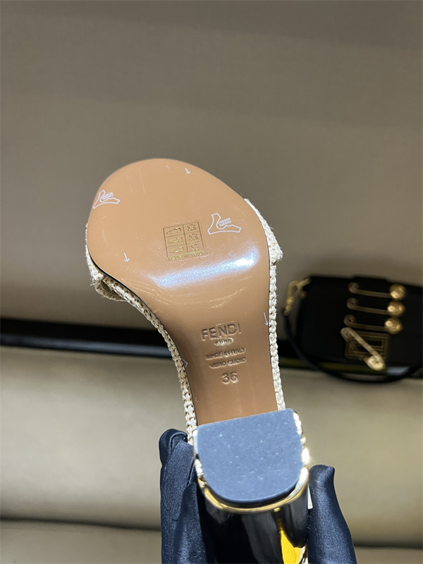 新品Fendi Delfinaフェンディパンプススーパーコピー高級感満載圧倒的な上品