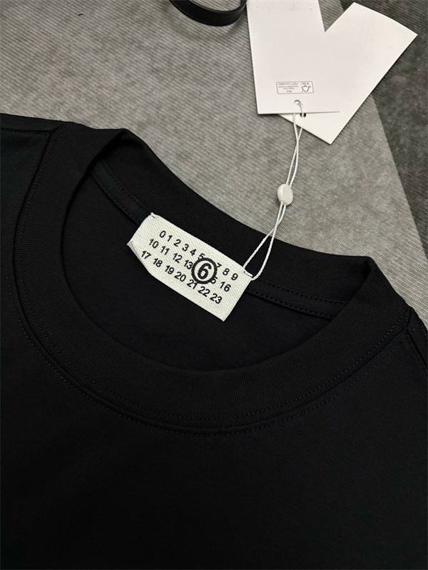 ワンポイントロゴ ミニマル系 人気 Maison Margiela メゾンマルジェラ コピー Tシャツ 高見え カジュアル メンズ レディース