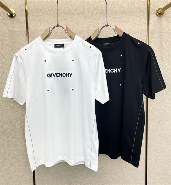 2026新品 GIVENCHYジバンシーtシャツ スーパーコピー個性的柔らかい生地人気ホワイト