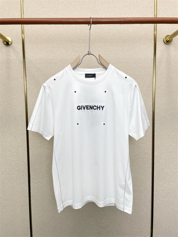 2026新品 GIVENCHYジバンシーtシャツ スーパーコピー個性的柔らかい生地人気ホワイト