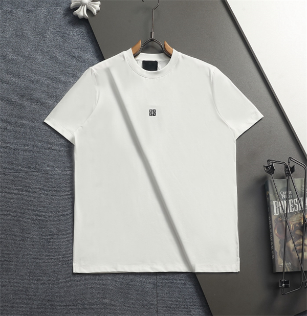 GIVENCHY 2026トレンドジバンシーtシャツ コピーカジュアルシンプルデザイン3色